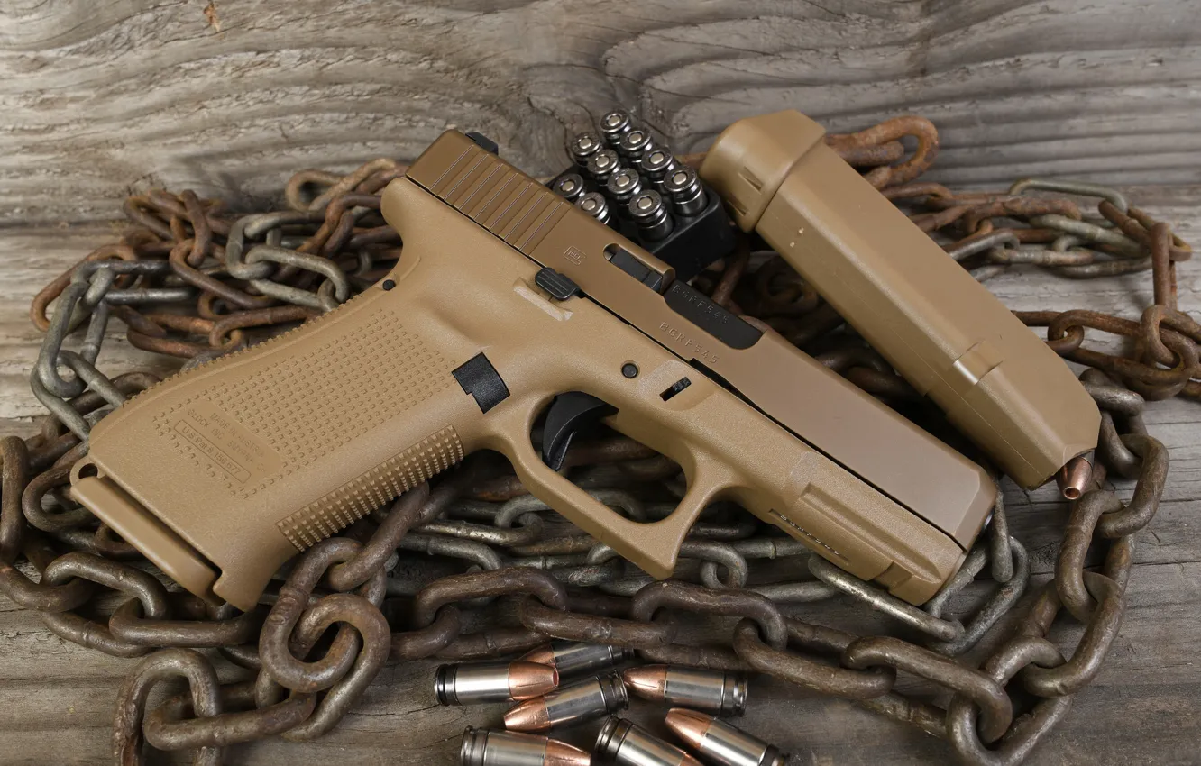 Фото обои пистолет, цепь, Glock 19X