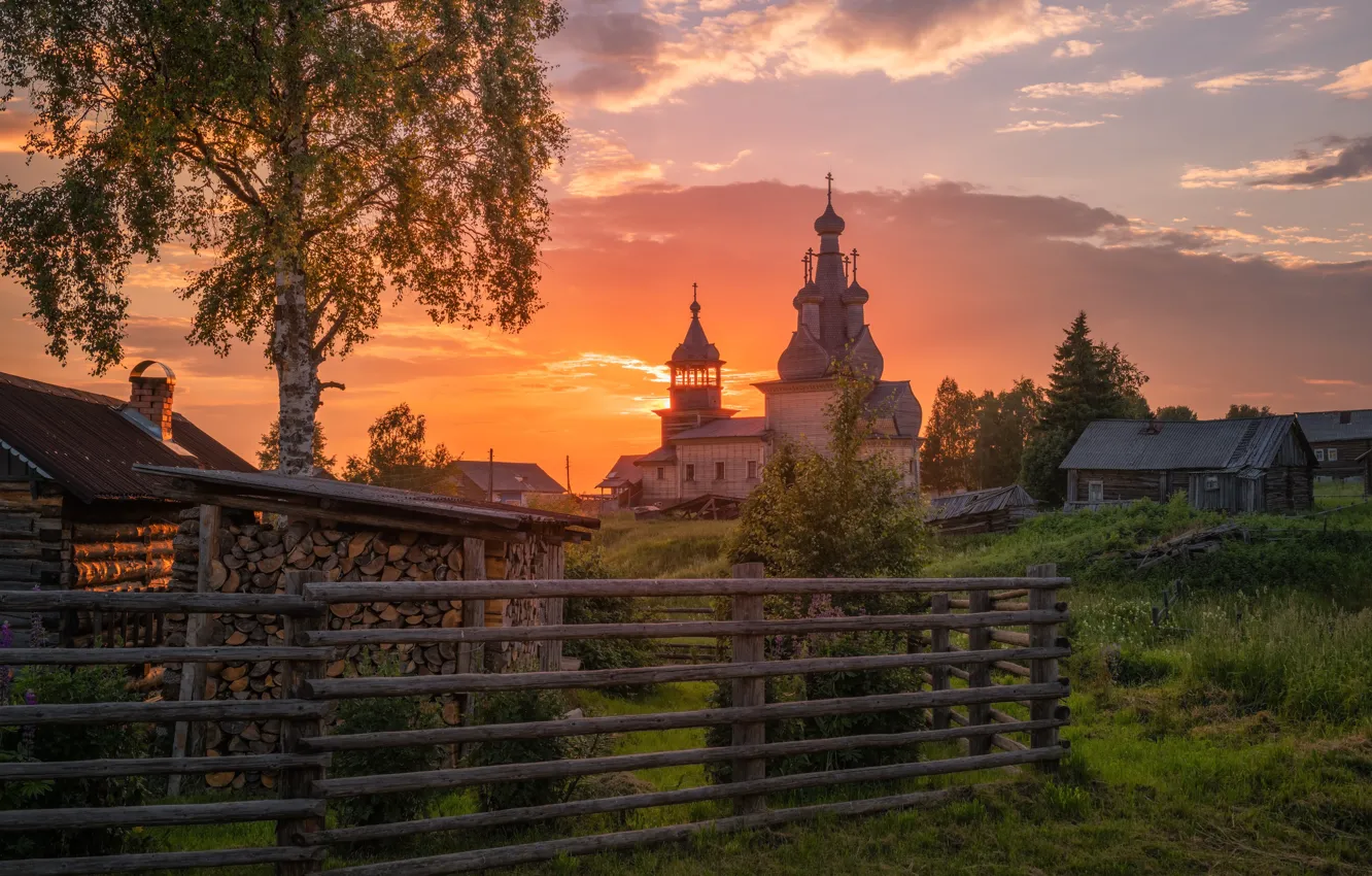 Фото обои домик, деревня, забор, церковь
