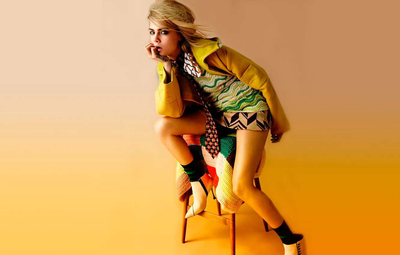 Фото обои одежда, мода, Cara Delevingne, журнал Vogue, май 2014, Кара Делевинь