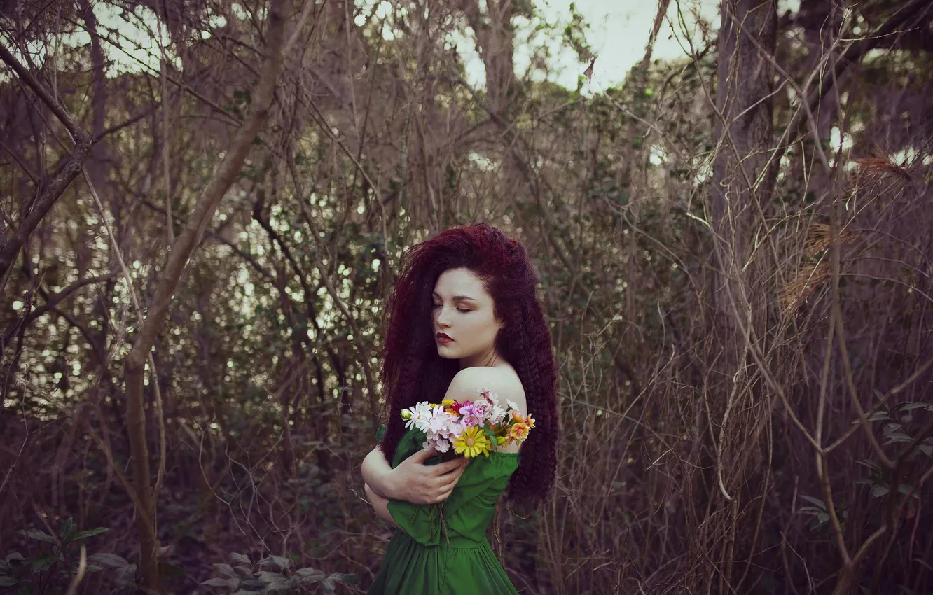 Фото обои лето, девушка, цветы, лицо, волосы, платье