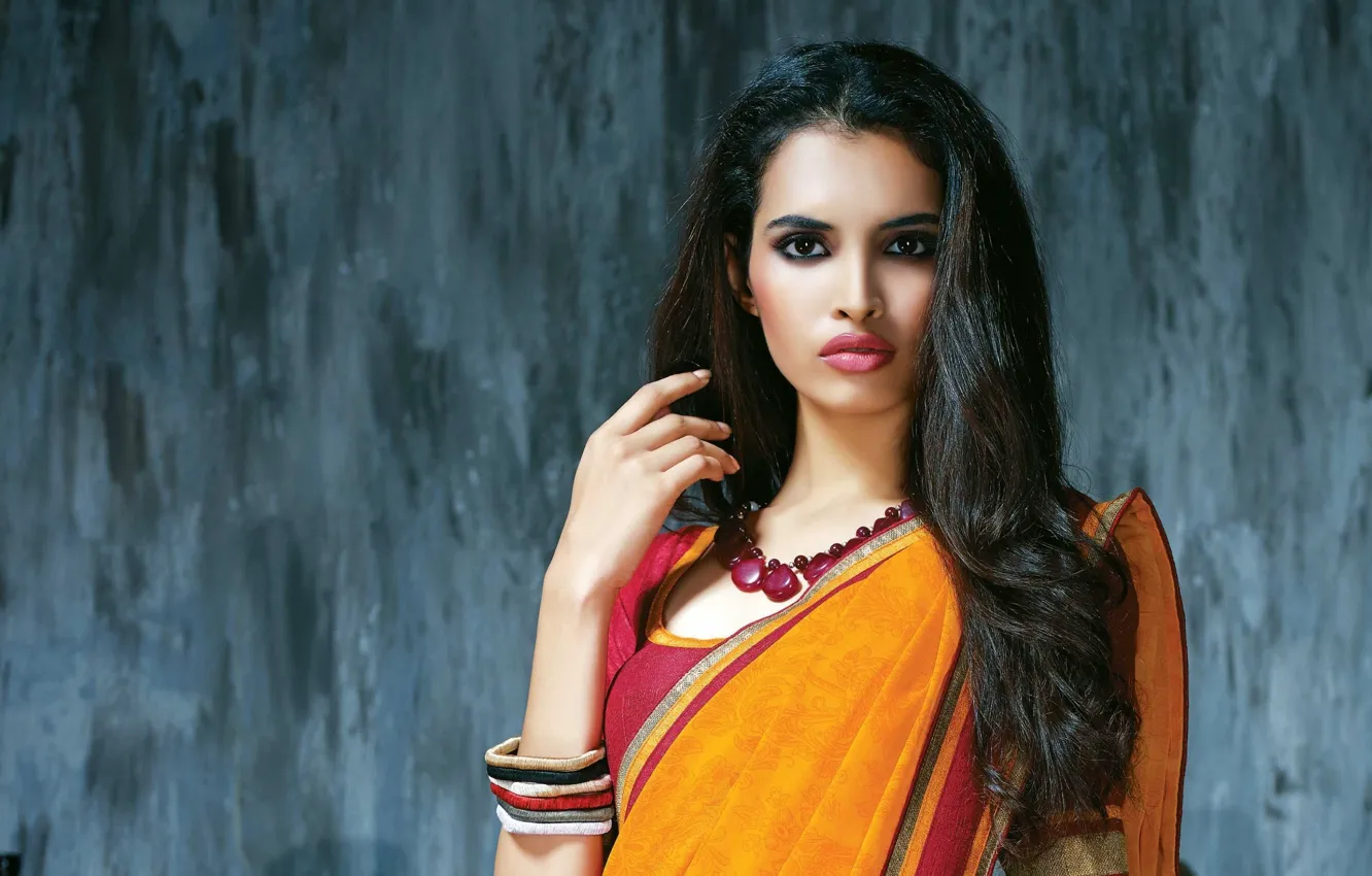 Фото обои украшения, брюнетка, woman, индианка, Bollywood, сари, indian brunette