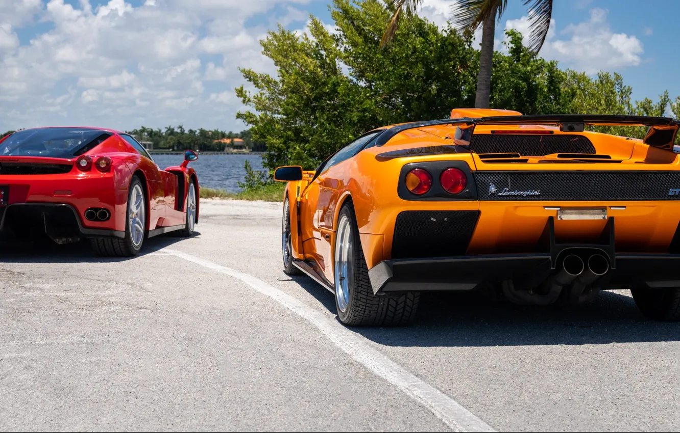 Фото обои Lamborghini, Ferrari, Ferrari Enzo, Enzo, суперкары, Diablo, легенды, Lamborghini Diablo GT