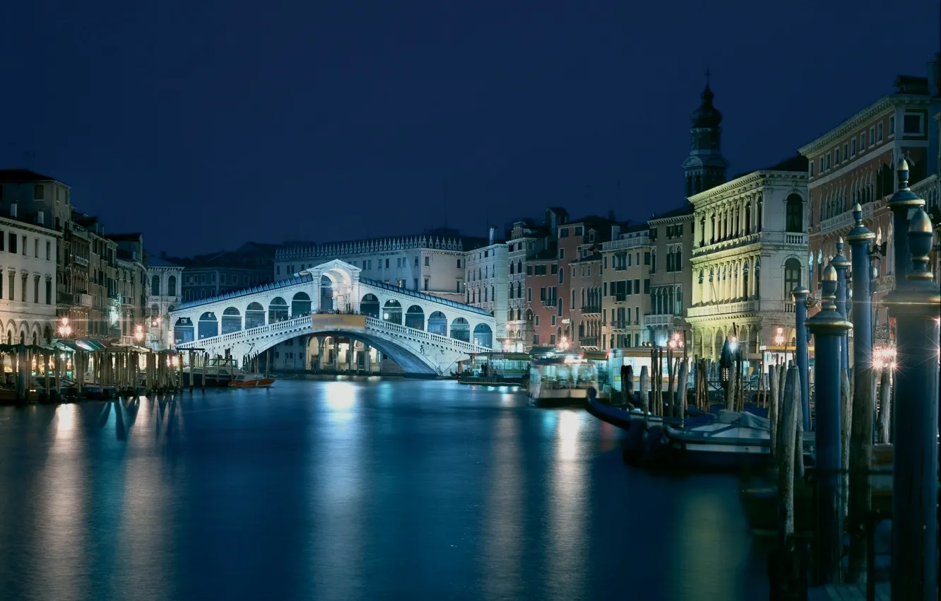 Фото обои пейзаж, ночь, мост, голубой, вид, здания, Италия, Венеция