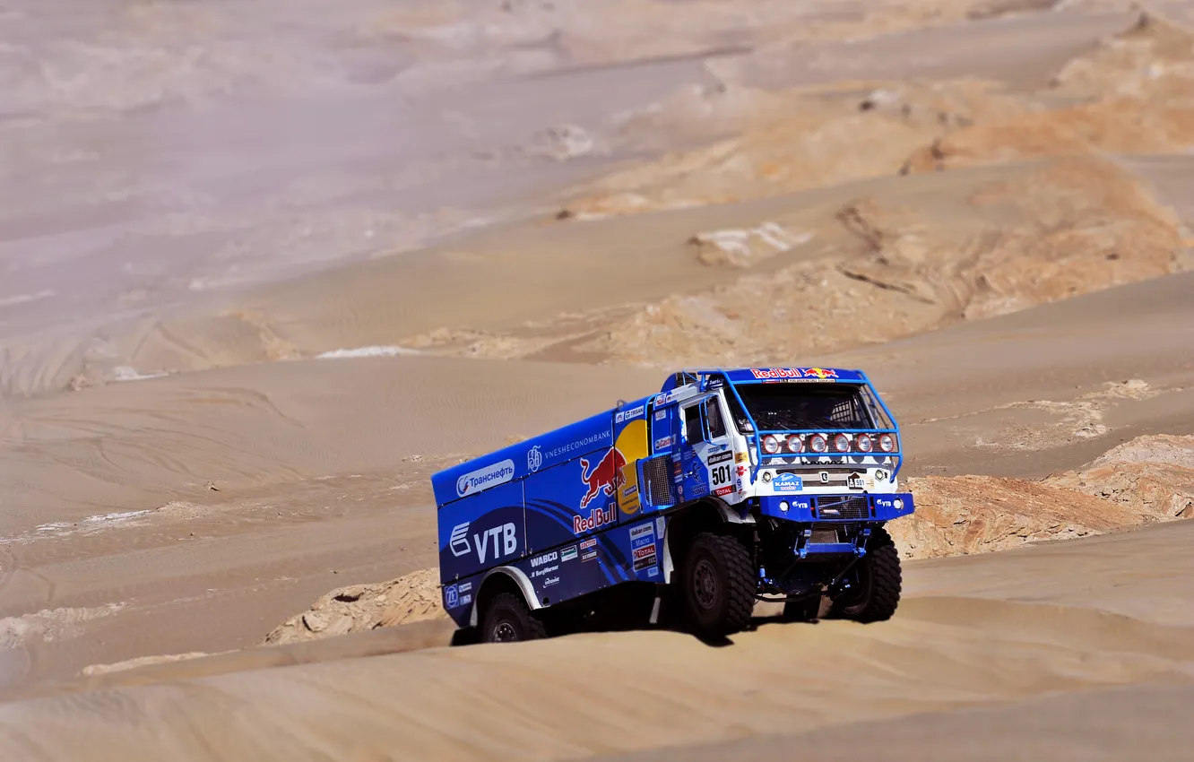 Фото обои песок, Машина, Грузовик, Red Bull, Kamaz, Rally, КАМАЗ, Dakar