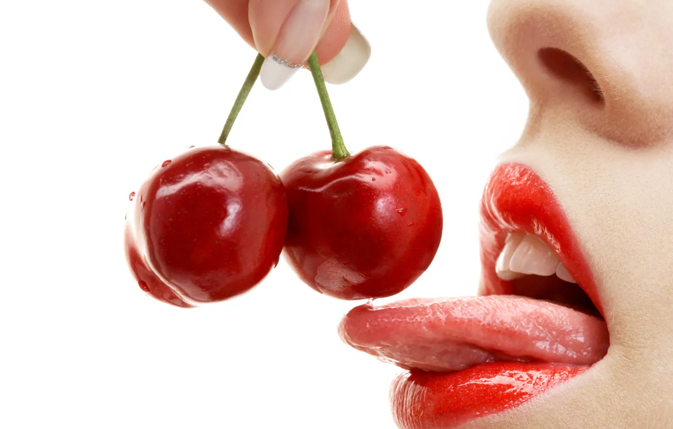 Фото обои язык, вишня, ягоды, рот, губы, черешня