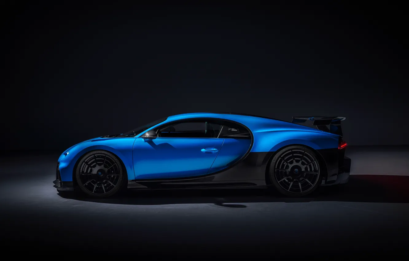 Фото обои Bugatti, вид сбоку, гиперкар, Chiron, 2020, Pur Sport
