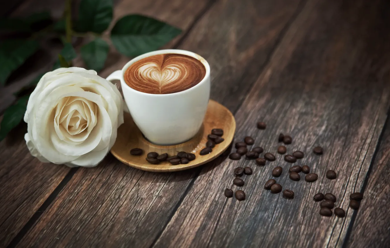 Фото обои цветок, пена, стол, роза, кофе, кружка, напиток, сердечко