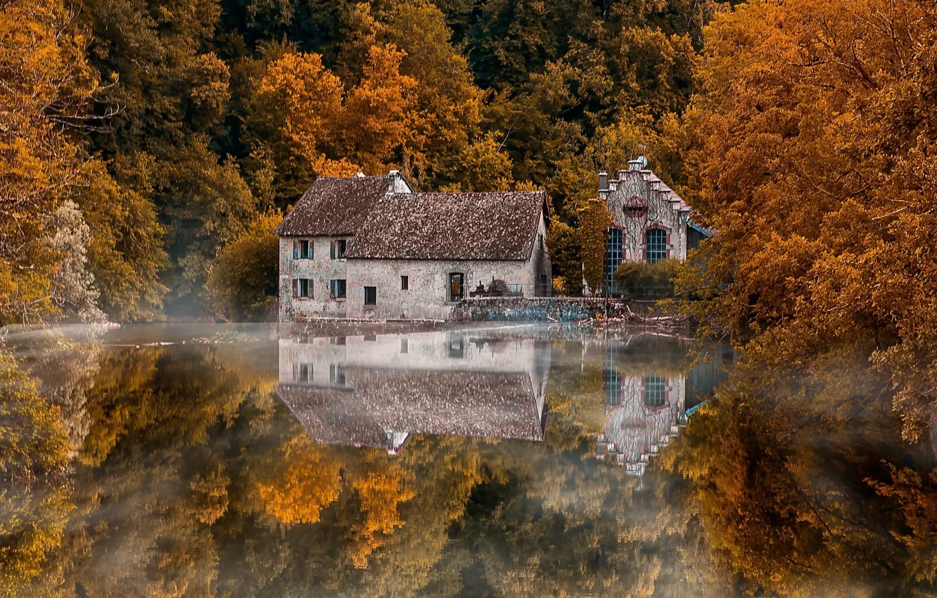 Фото обои осень, лес, деревья, отражение, река, Франция, здания, France