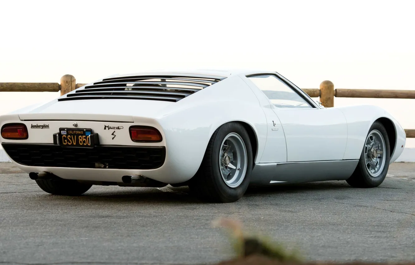 Фото обои Авто, Lamborghini, Белый, Ретро, Машина, Ресницы, 1969, Фары