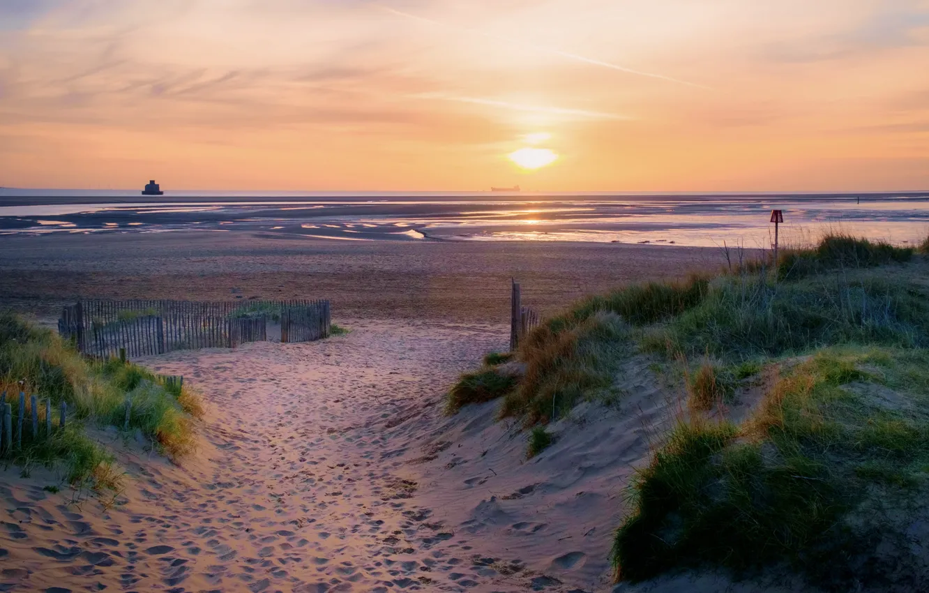 Обои coast, sunrise, Through the dunes, Haile Sand Fort на телефон и ...