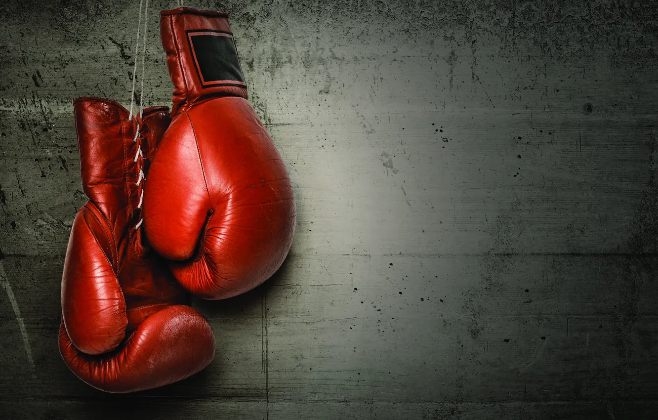 Фото обои red, wall, boxing, gloves