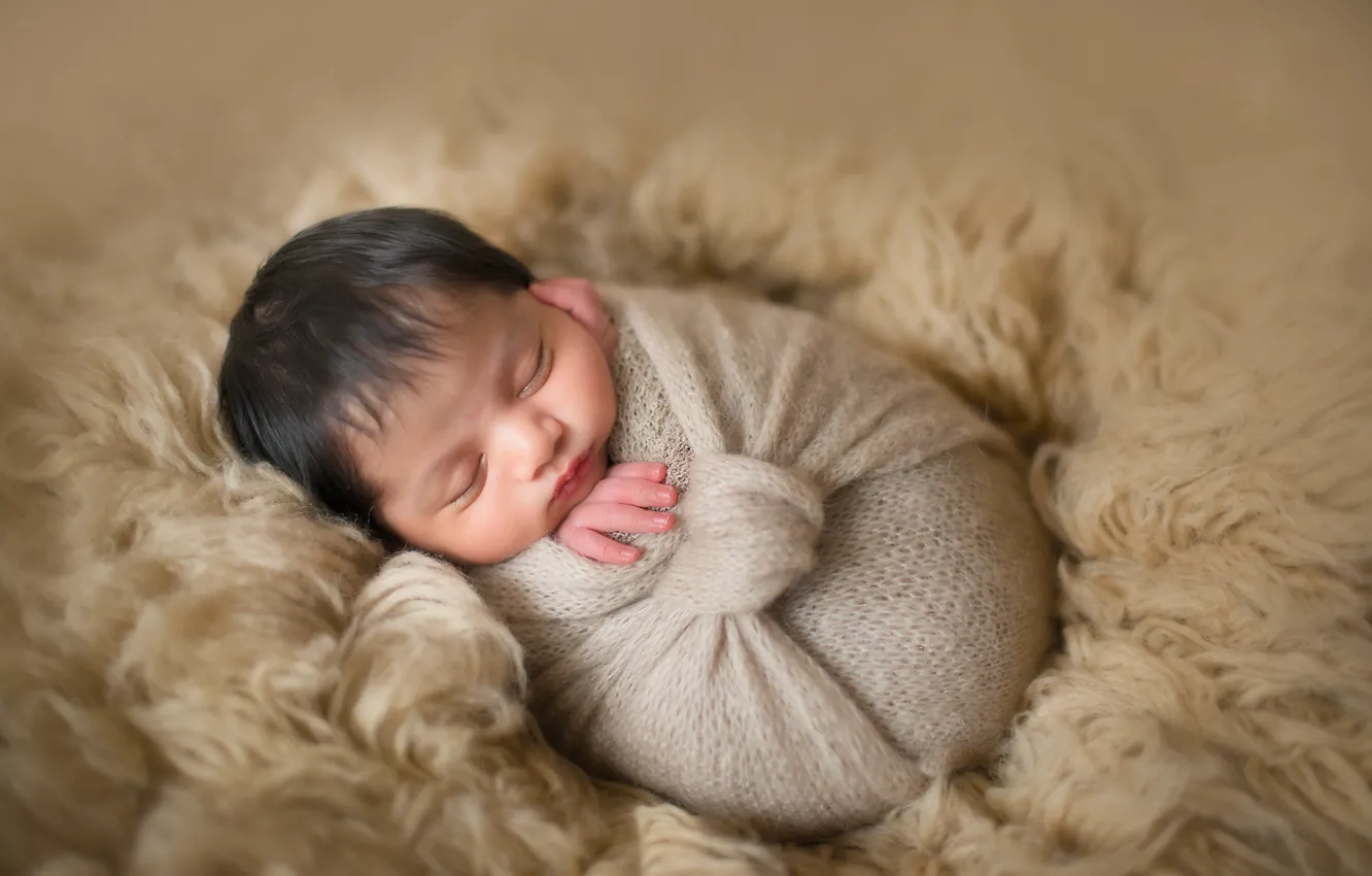 Фото обои сон, шарф, мех, ребёнок, младенец