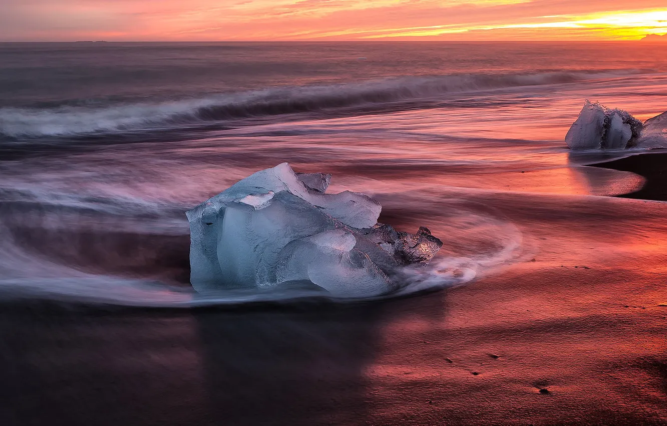 Фото обои закат, берег, лёд, прибой