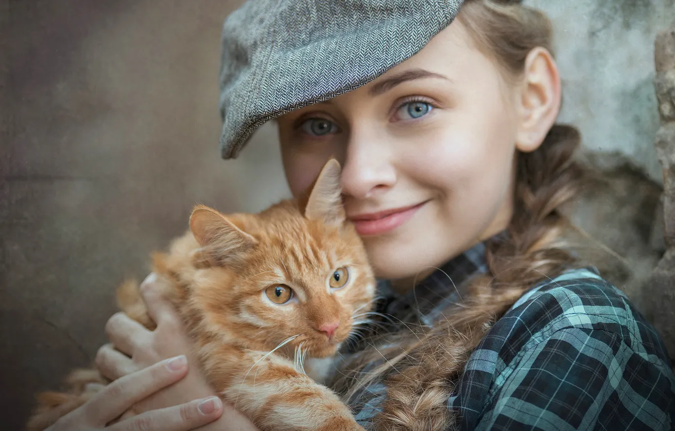 Фото обои кошка, кот, девушка, улыбка, котенок, портрет, рыжий, девочка