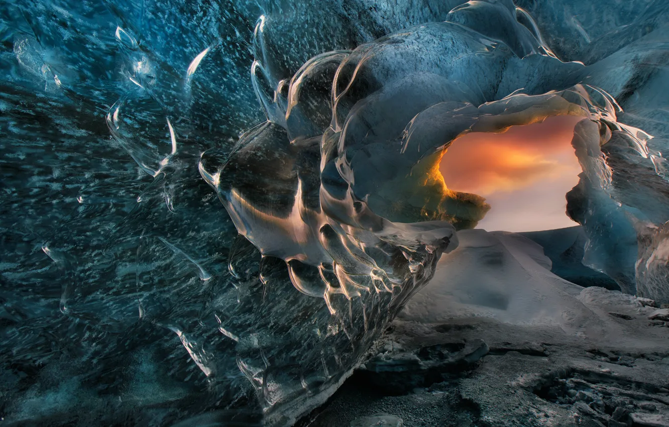Фото обои ice, iceland, icelandic landscapes, ice cave, Christian Lim, okulsarlon
