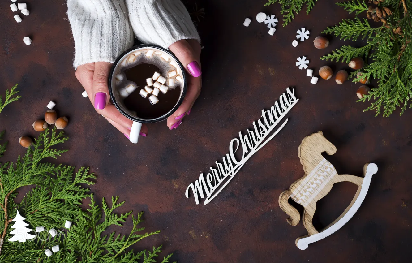 Фото обои зима, кофе, руки, кружка, орехи, Christmas, New Year, Merry