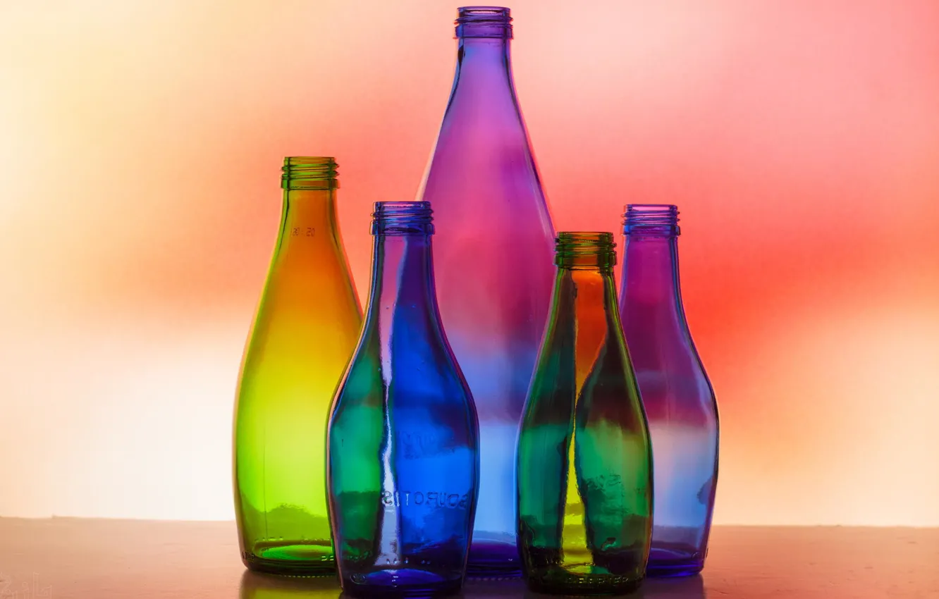 Фото обои стекло, макро, свет, бутылки, цветовая гамма