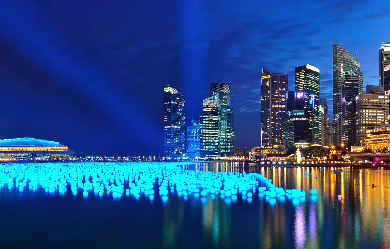 Фото обои море, небо, ночь, огни, отражение, панорама, Азия, Сингапур