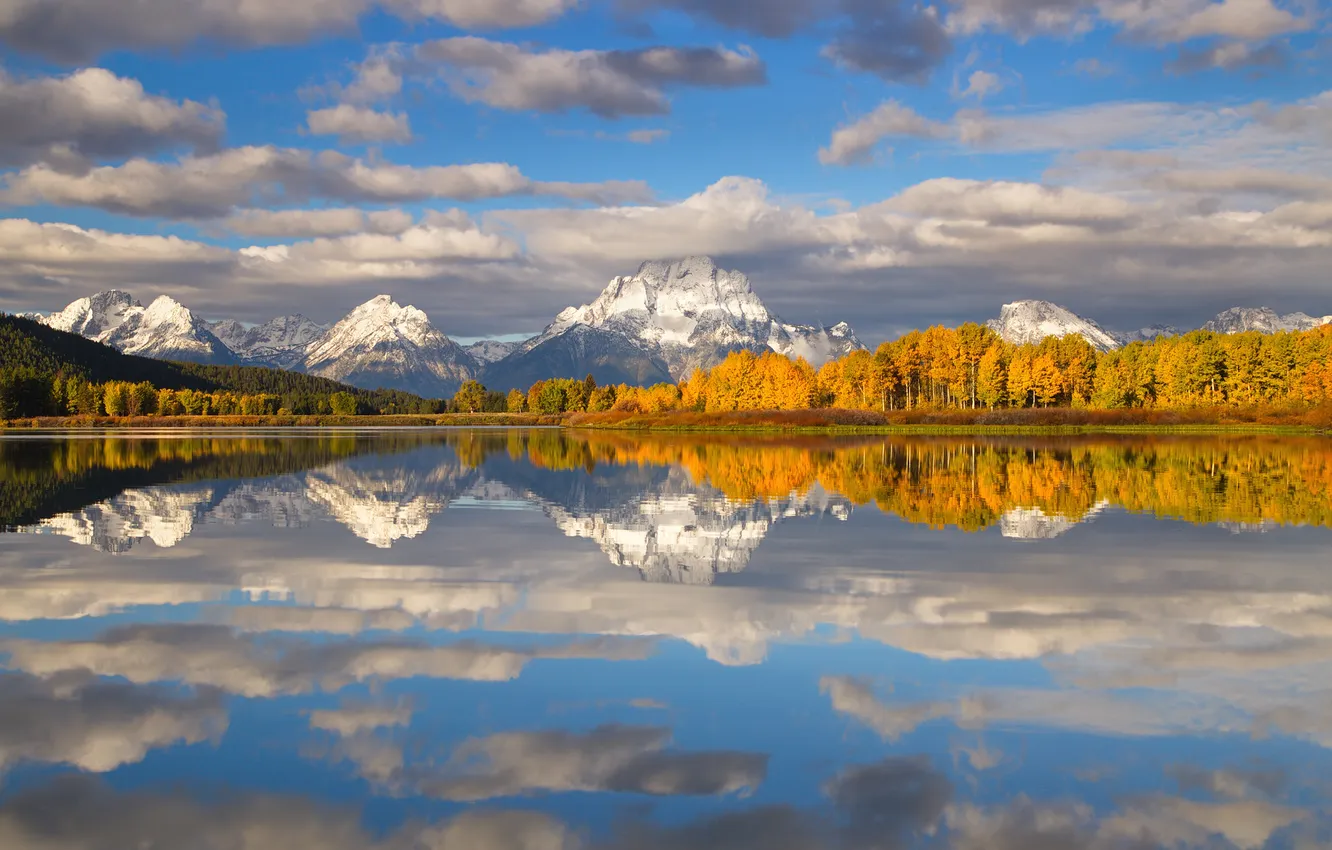 Фото обои осень, облака, снег, деревья, горы, озеро, Вайоминг, США
