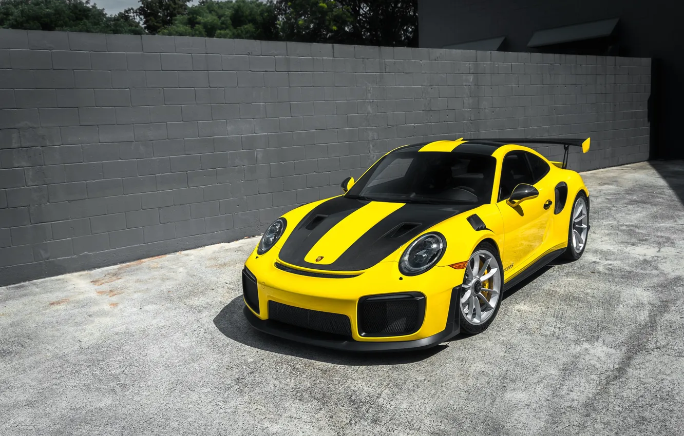 Фото обои Porsche, Yellow, GT2 RS, Stuttgart, VAG