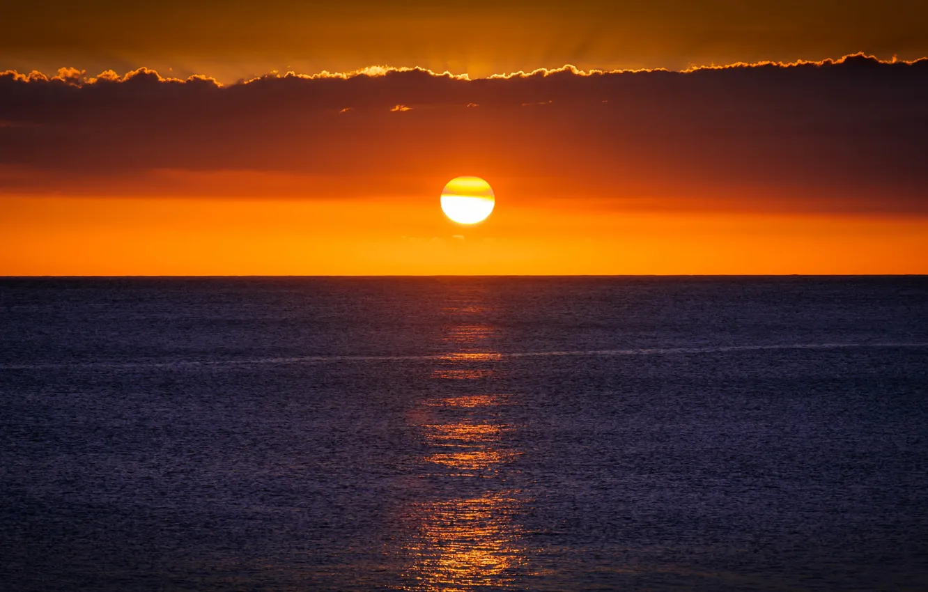 Фото обои sea, sunset, clouds