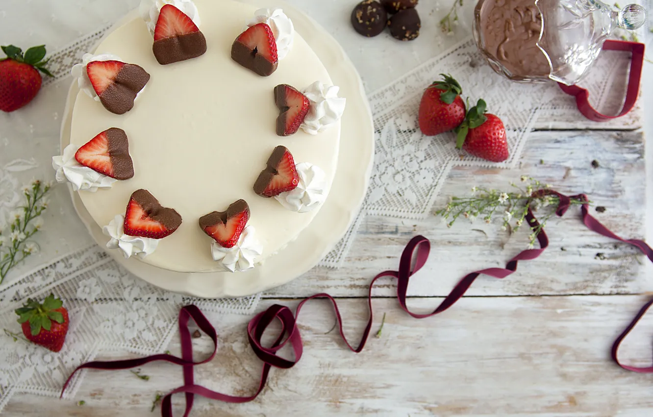 Фото обои любовь, ягоды, праздник, еда, шоколад, клубника, лента, торт