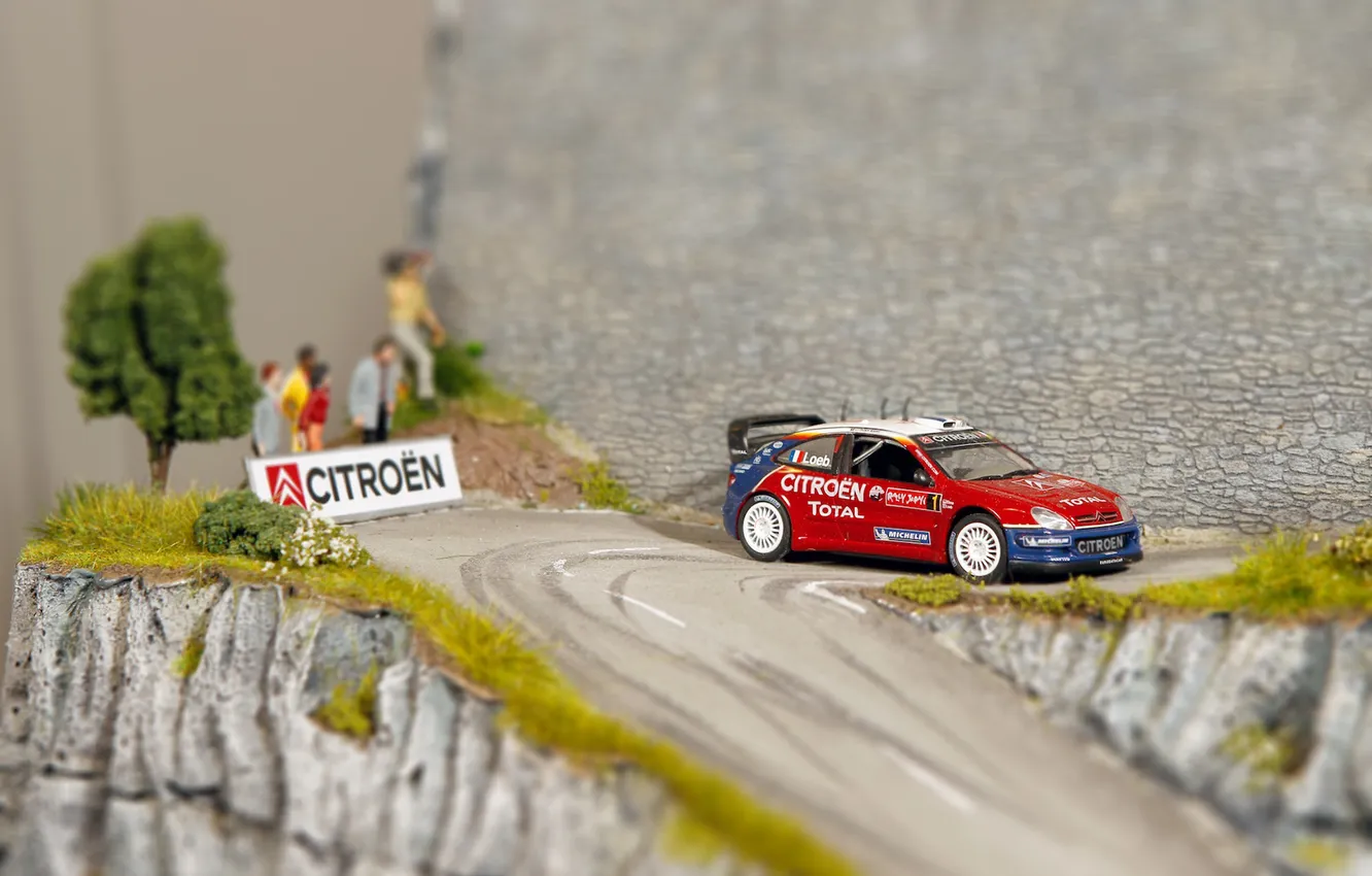 Фото обои Машина, Люди, Citroen, WRC, Ралли, Sebastien Loeb, Подъем, Макет