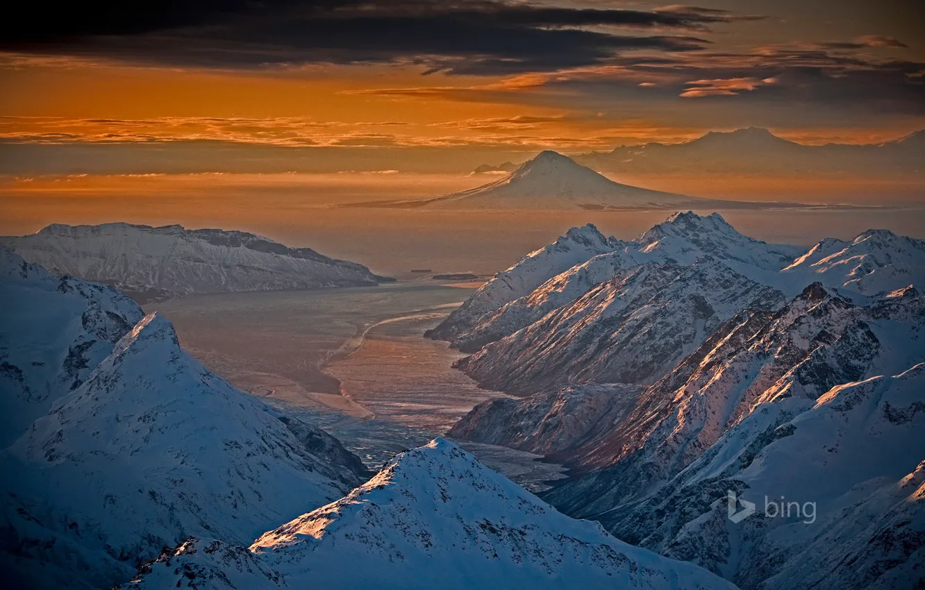 Фото обои снег, горы, природа, Аляска, зарево, США, Lake Clark National Park, Chigmit Mountains