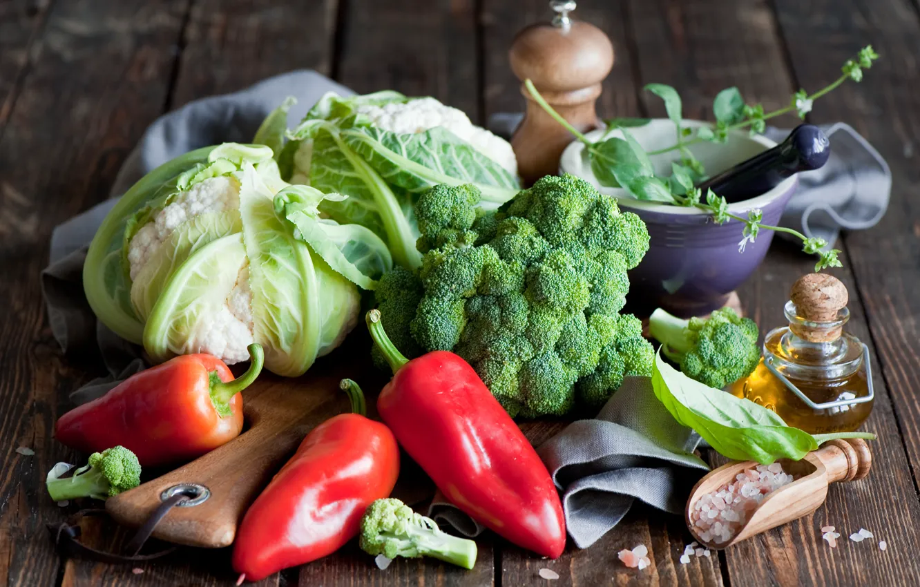 Фото обои красный, масло, перец, овощи, капуста, брокколи, соль