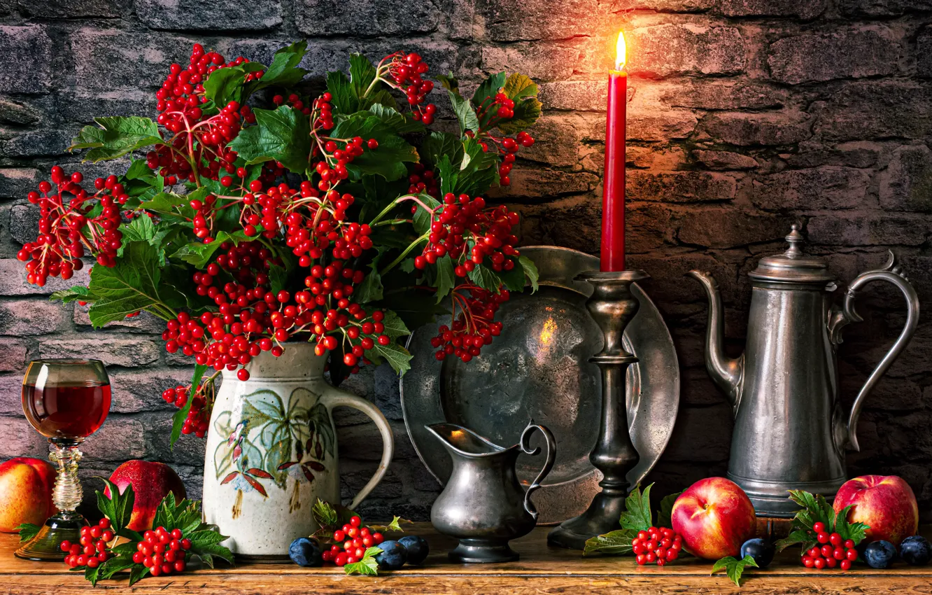 Фото обои ветки, ягоды, бокал, свеча, посуда, фрукты, натюрморт, персики