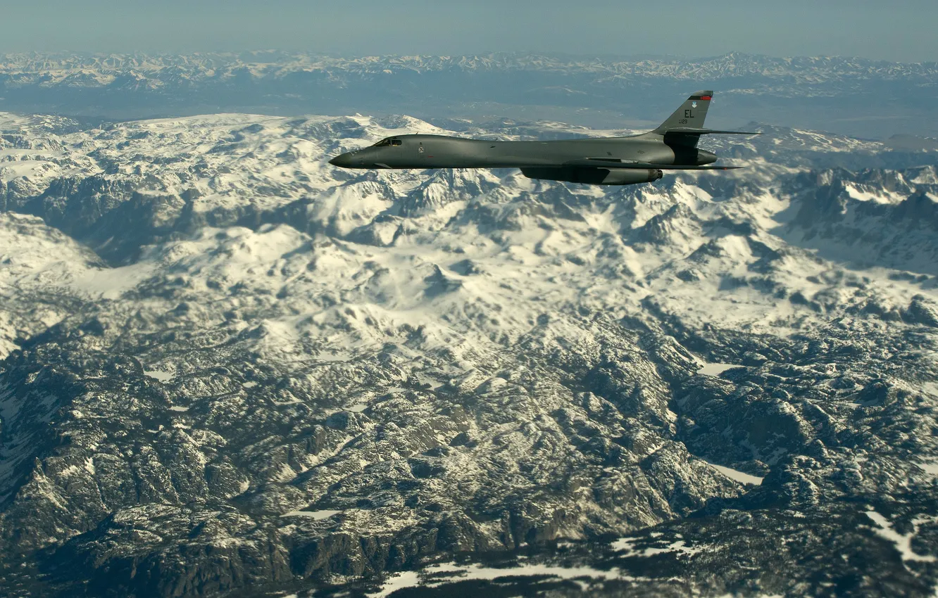 Фото обои горы, ландшафт, Lancer, бомбардировщик, B-1B, стратегический, сверхзвуковой
