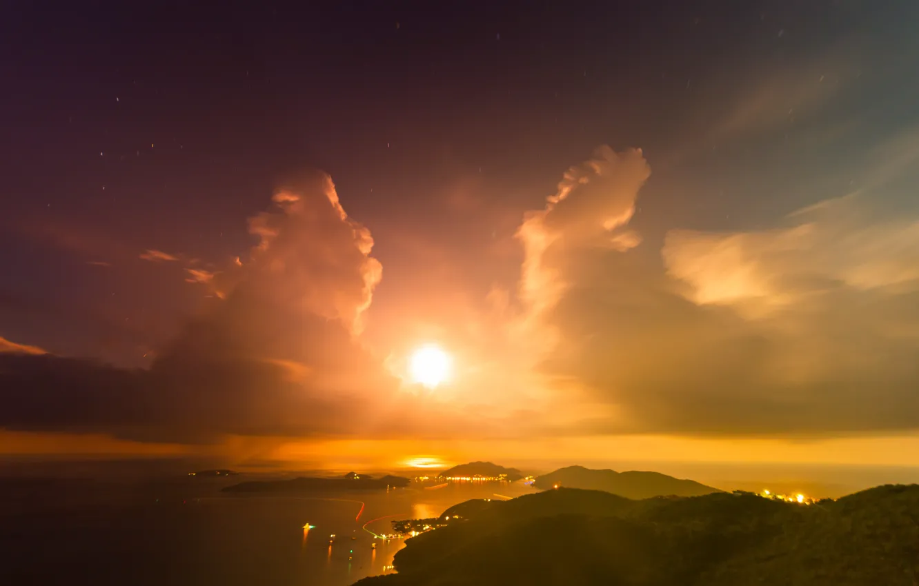 Фото обои солнце, острова, облака, закат, горы, огни, вечер, залив