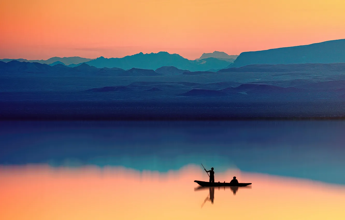 Фото обои небо, горы, озеро, рыбаки, sky, отражение в воде, mountains, lake