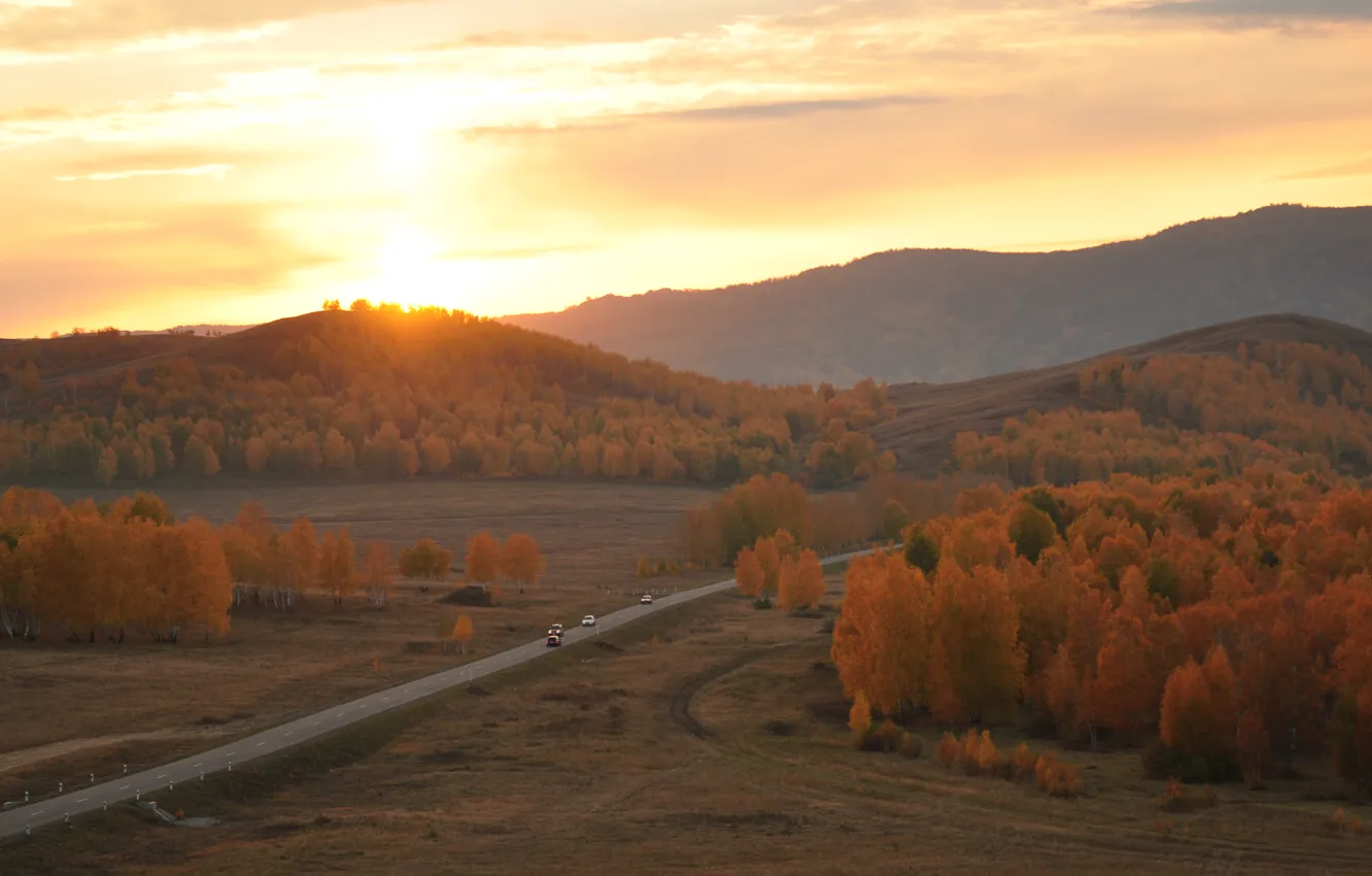 Фото обои дорога, осень, пейзаж, закат, горы