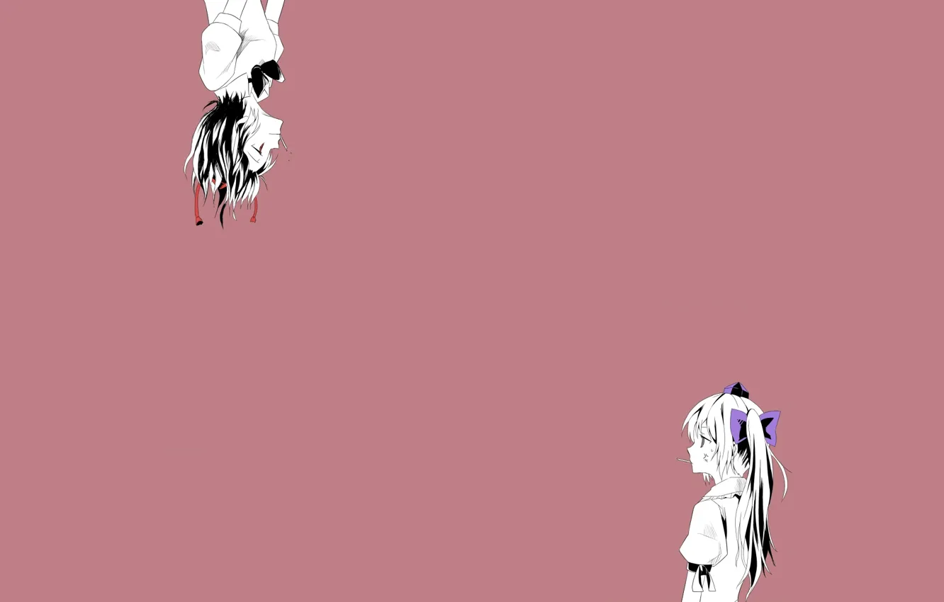 Фото обои минимализм, черно белое, две девушки, розовый фон, смотрят