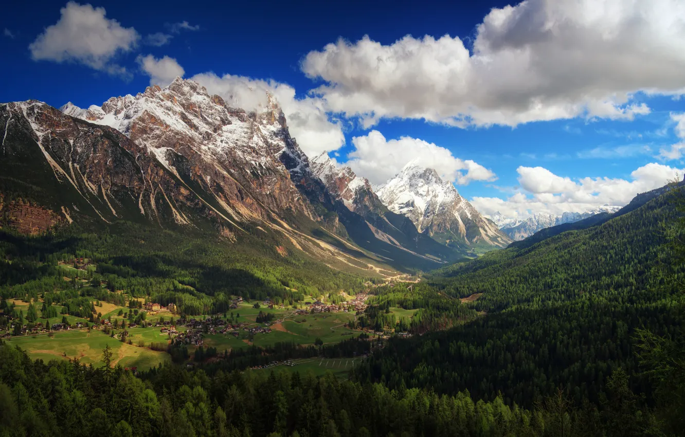 Фото обои Доломитовые Альпы, горный массив в Италии, горный массив в Восточных Альпах