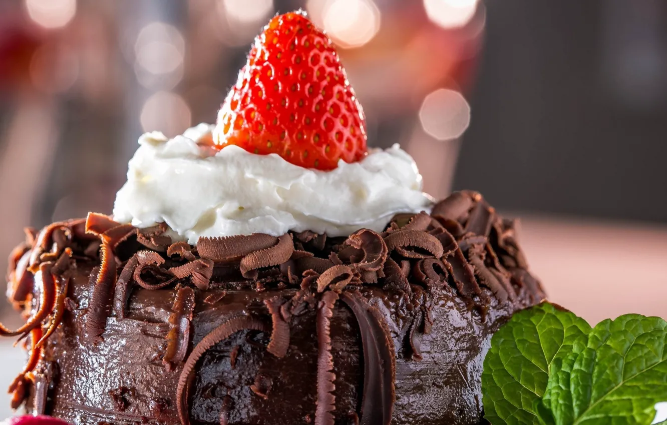 Фото обои ягоды, еда, шоколад, клубника, торт, пирожное, cake, десерт