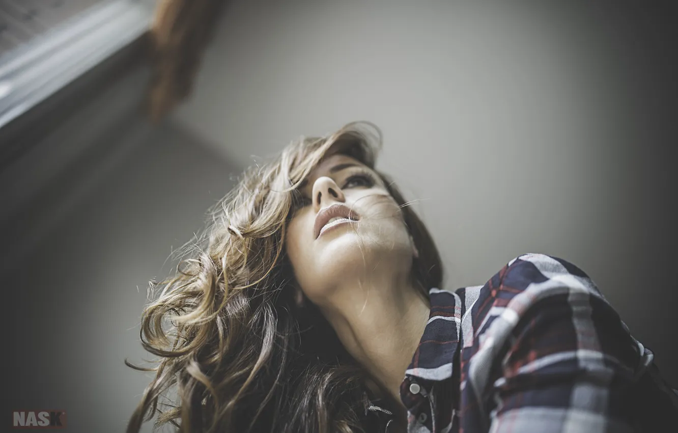 Фото обои девушка, лицо, волосы, фотограф, girl, photography, photographer, Nask Nach