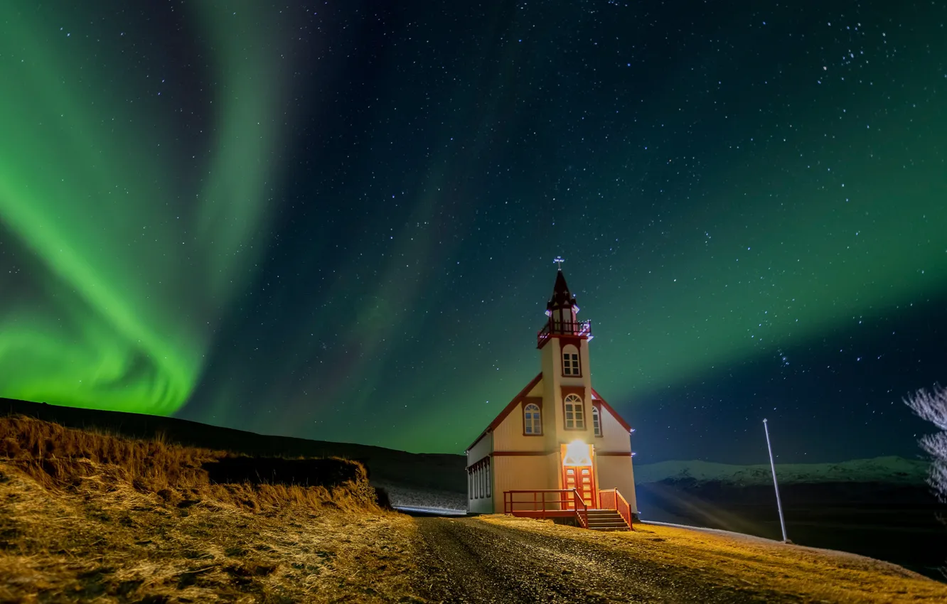 Фото обои северное сияние, церковь, Исландия, Iceland, звёздное небо, Fljótshlíð