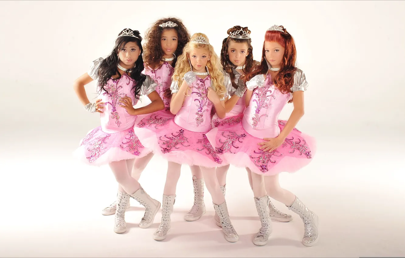 Фото обои ;-), ladies, Girls, music, dolls, J. Jones.