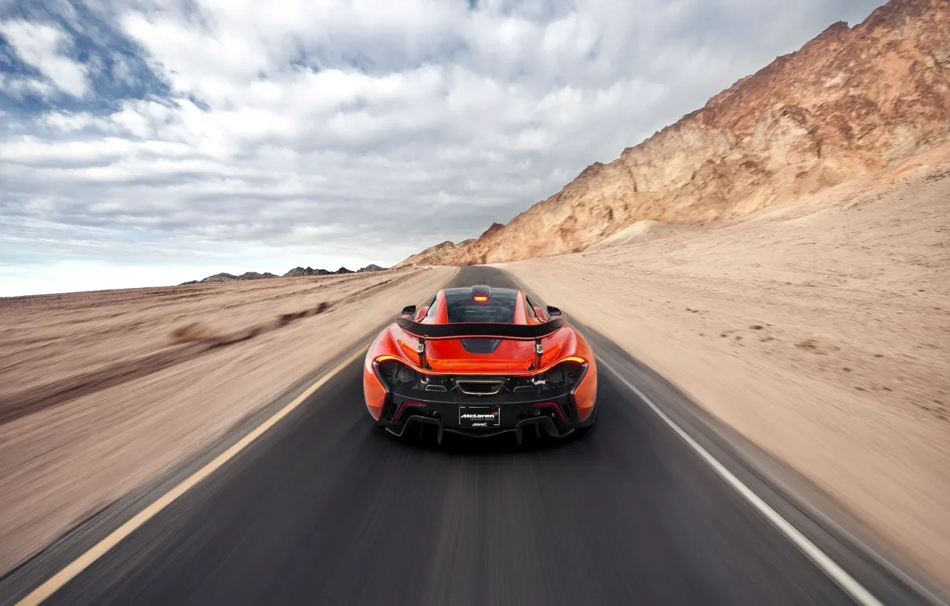 Фото обои McLaren, Orange, Speed, Death, Sand, Supercar, Valley, Hypercar
