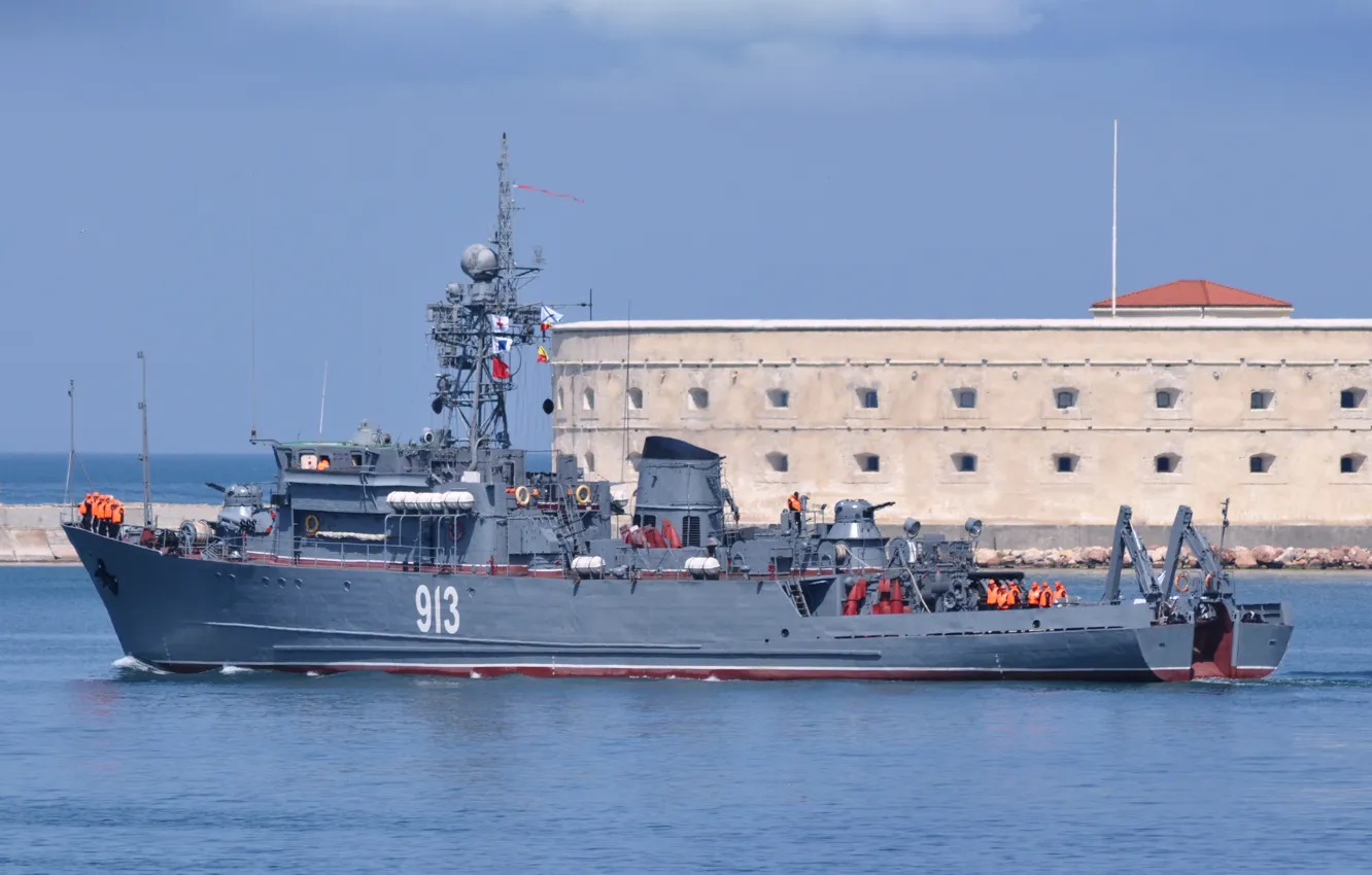 Фото обои морской, Севастополь, тральщик, Ковровец, Аквамарин