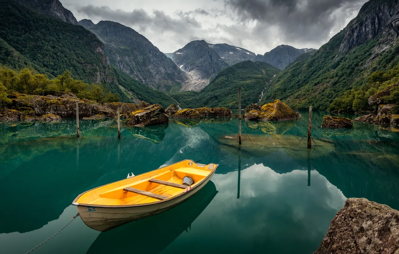 Фото обои пейзаж, горы, природа, озеро, лодка, Александр Безмолитвенный