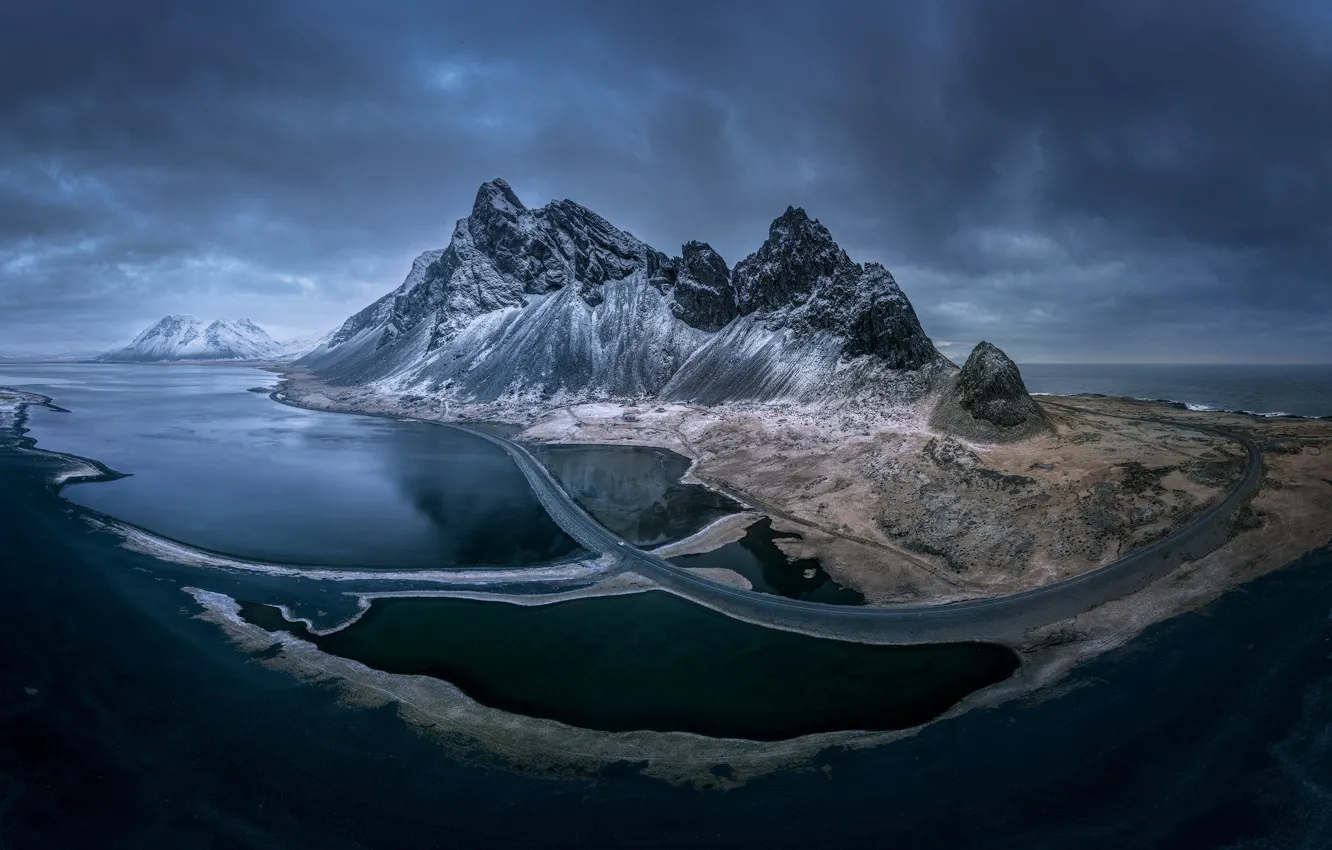 Фото обои зима, снег, горы, берег, Исландия, водоем