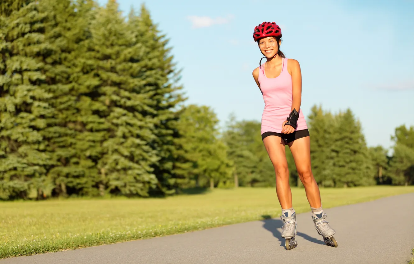 Фото обои girl, happy, fresh, legs, lifestyle, fitness, helmet, health
