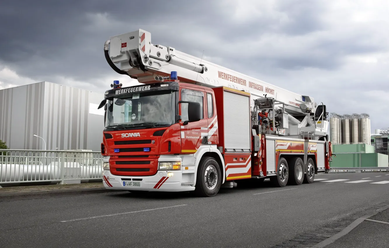 Фото обои scania, fire truck, werkfeuerwehr, R 500