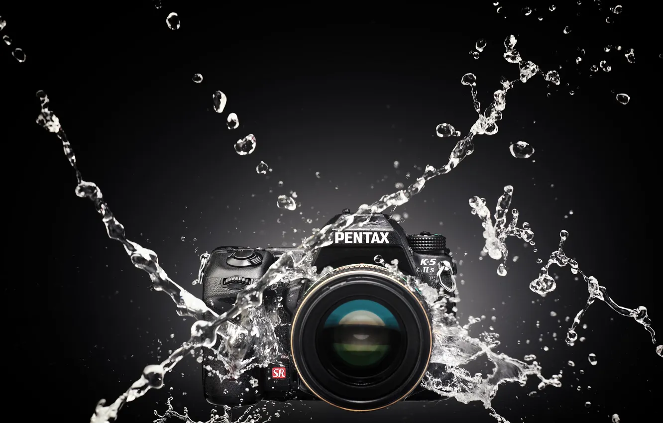 Фото обои вода, брызги, фотокамера, Pentax K-5IIs