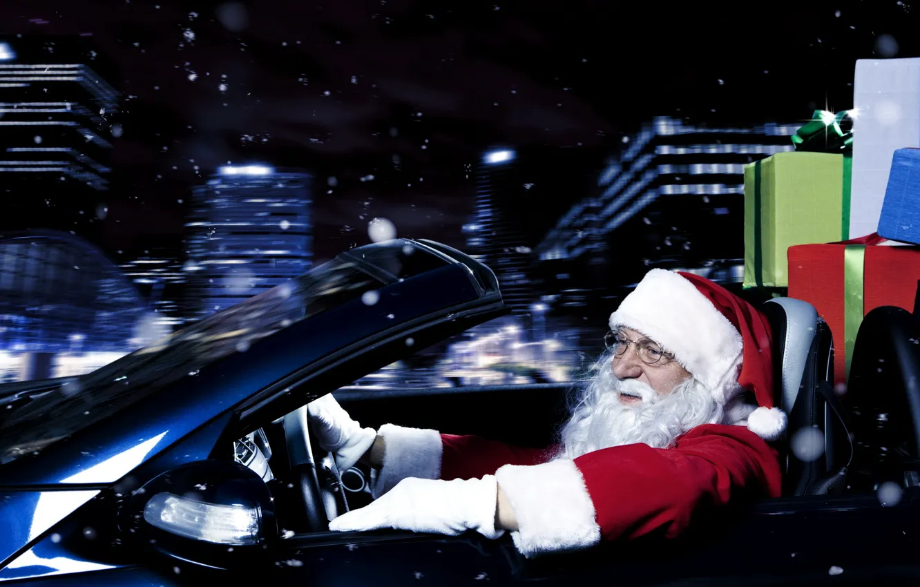 Фото обои машина, новый год, подарки, черный фон, дед мороз, едет на машине