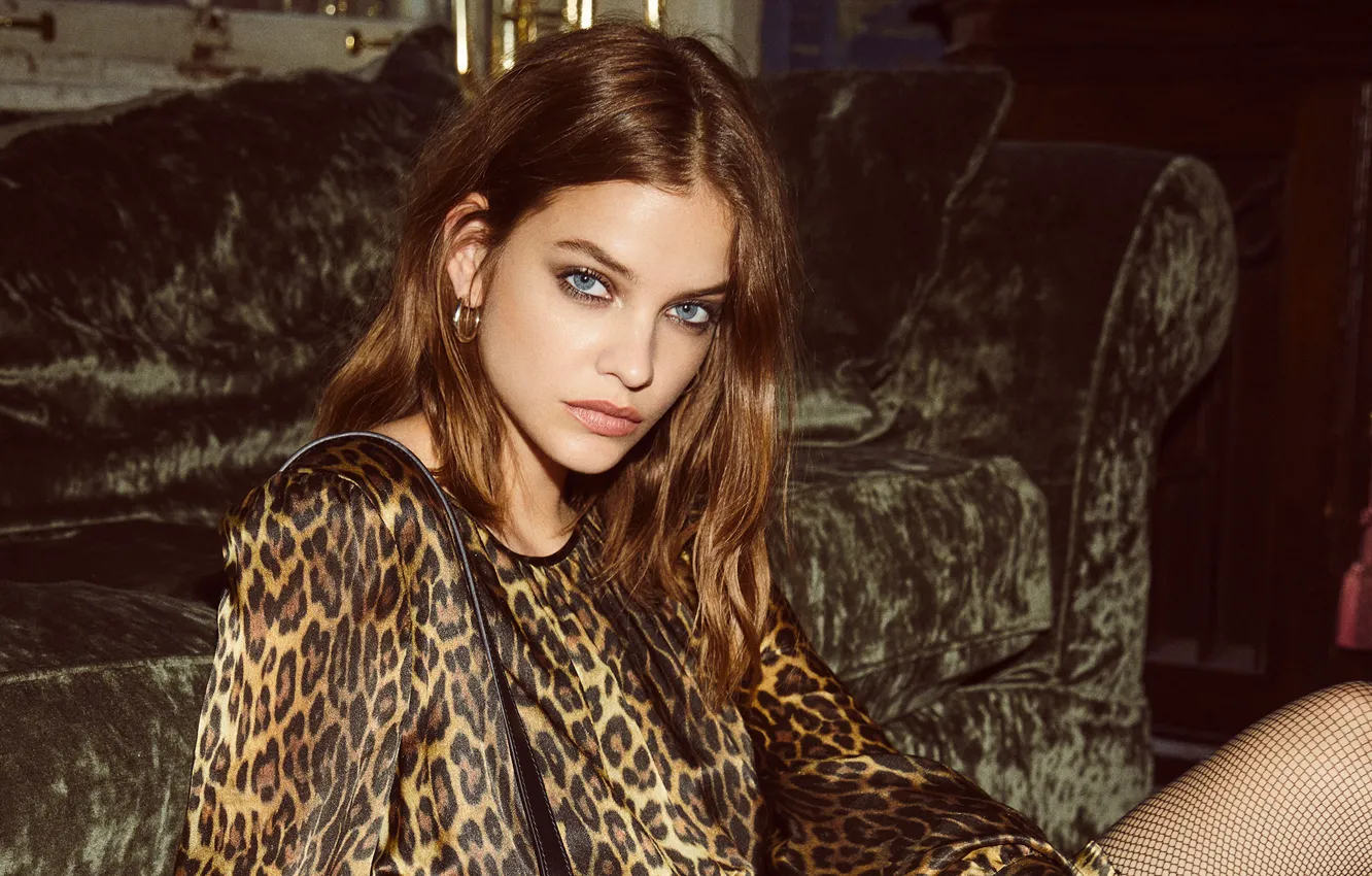 Фото обои взгляд, девушка, поза, модель, макияж, красотка, Barbara Palvin