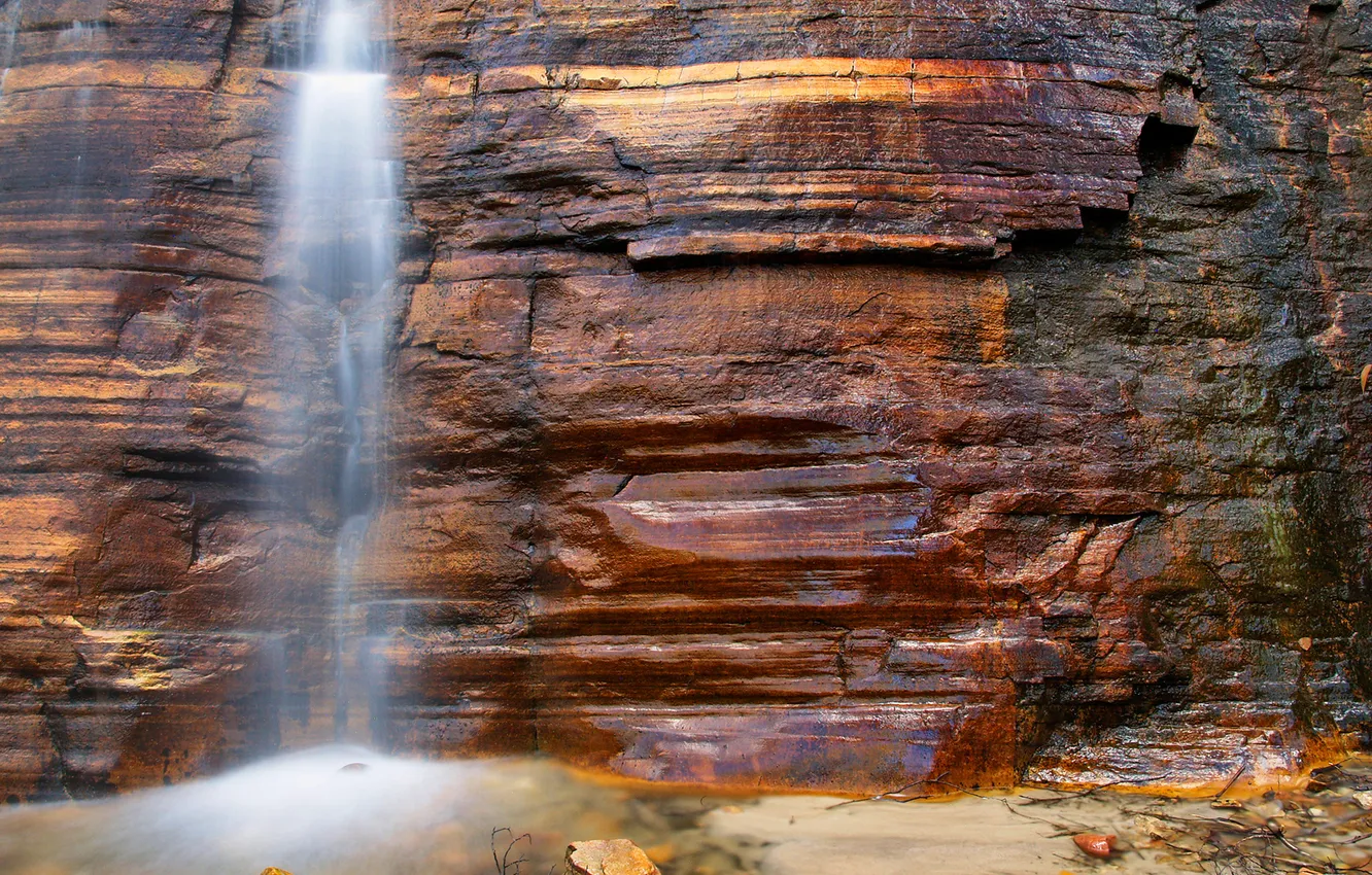 Фото обои брызги, скала, ручей, водопад
